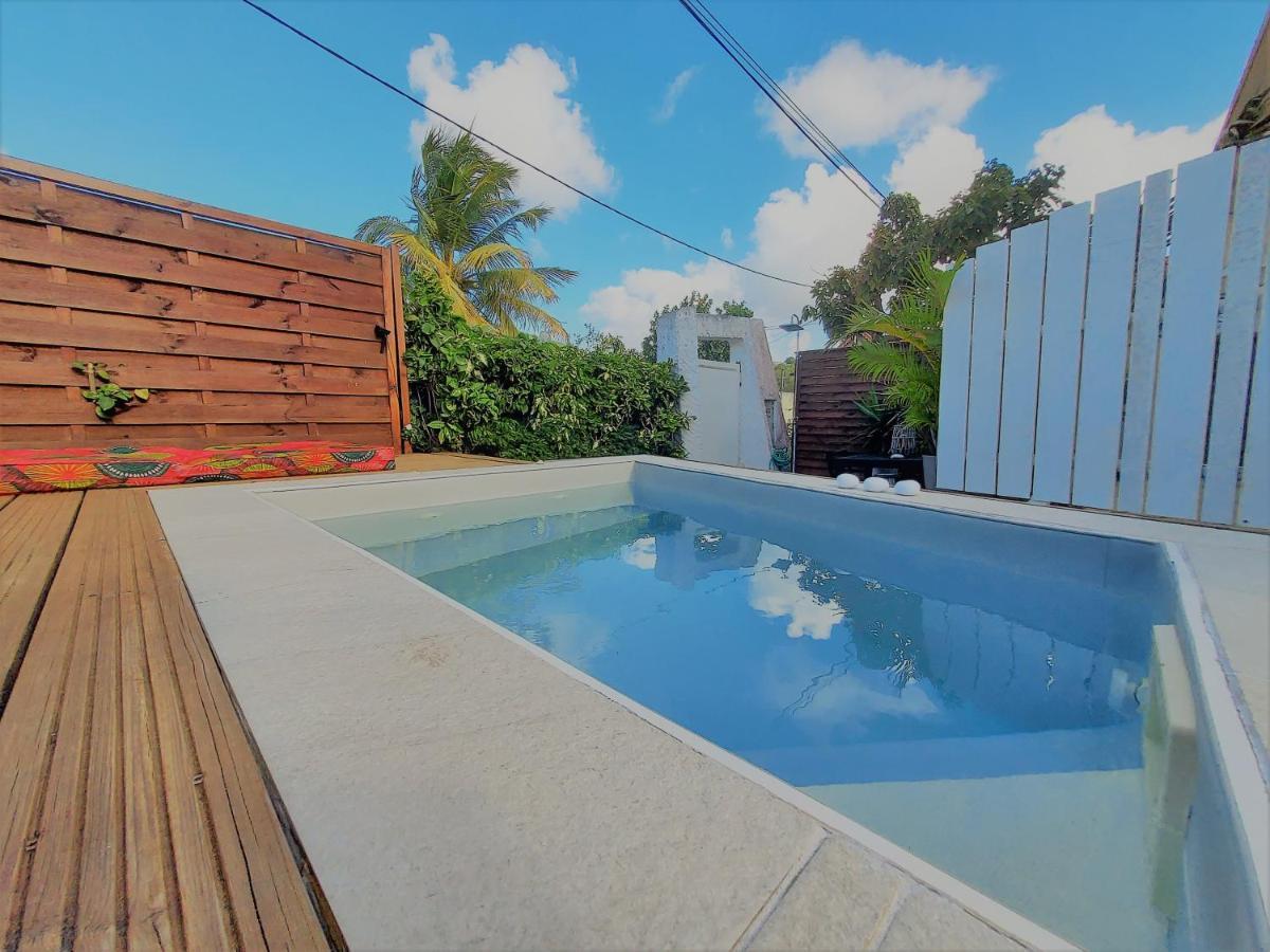 Ocean Bayalocation Apartment L'Anse Mitan ภายนอก รูปภาพ