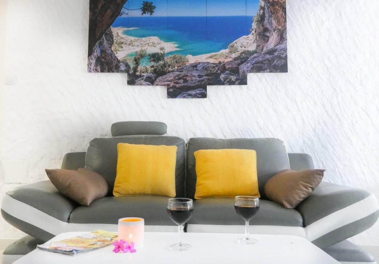 Ocean Bayalocation Apartment L'Anse Mitan ภายนอก รูปภาพ