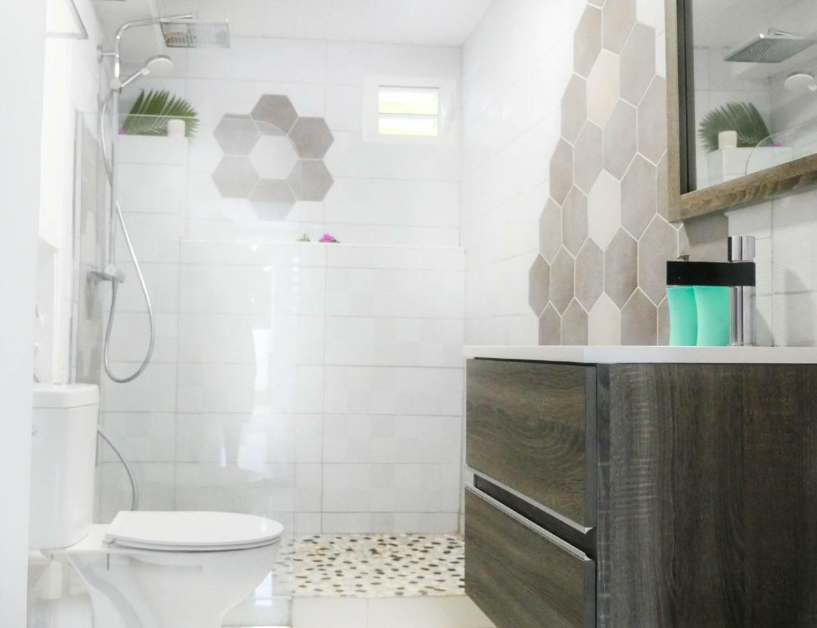Ocean Bayalocation Apartment L'Anse Mitan ภายนอก รูปภาพ